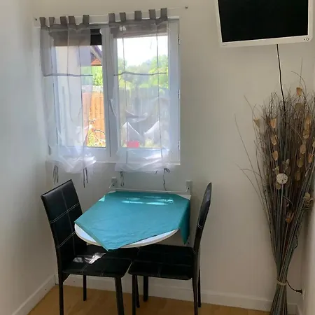 Cosy Au Jardin Cloture A 19m² Parking Gratuit Hourtin