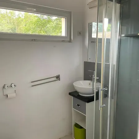 Appartement Cosy Au Jardin Cloture A 19m² Parking Gratuit