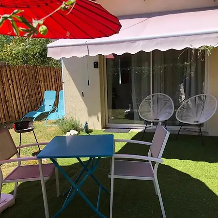 Cosy Au Jardin Cloture A 19m² Parking Gratuit Appartement Hourtin