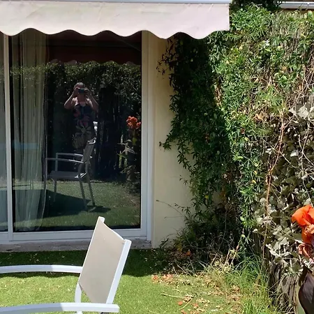 Cosy Au Jardin Cloture A 19m² Parking Gratuit Apartment *